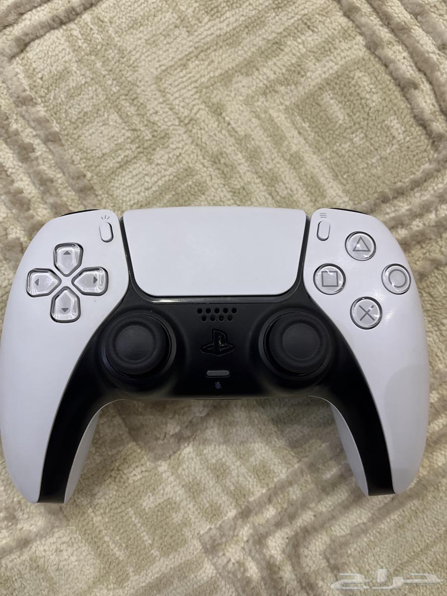 Original and intact PlayStation 5 controller64566341228802110