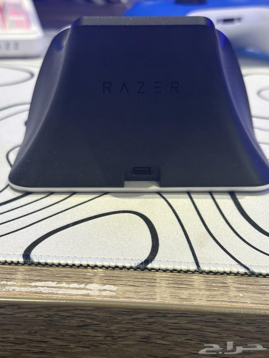 شاحن ريزر سريع استعمال قليل قليل جدا ونظيف يمكن ثلث مرات بس64565619528833113