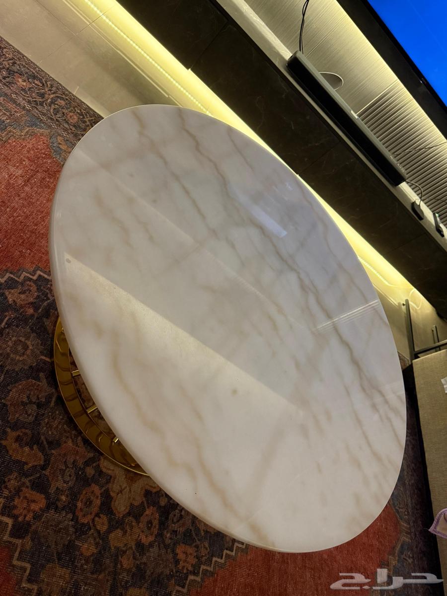 للبيع  طاولة قهوة رخامية فاخرة من هوم سنتر (Home Center)64570723389570111