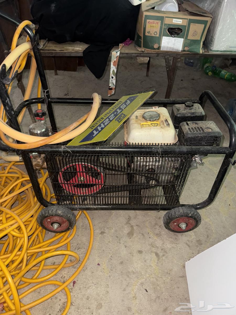 Sprayer for farming or sheep or anything64564601634945110