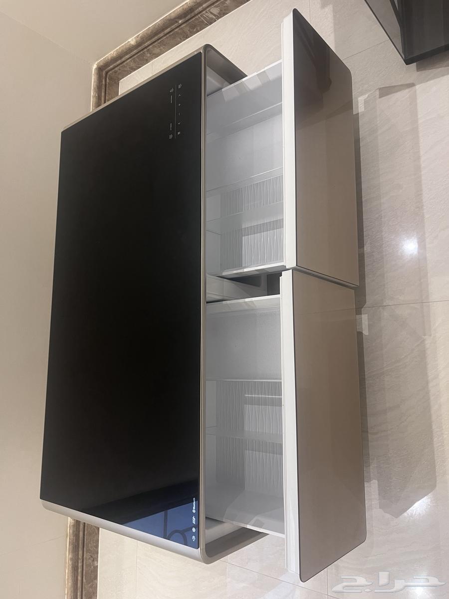 Smart coffee table64563452542210111