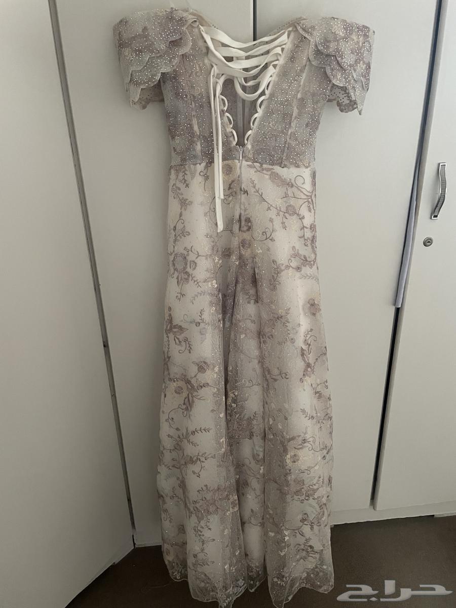 فستان للبيع64570928694529110