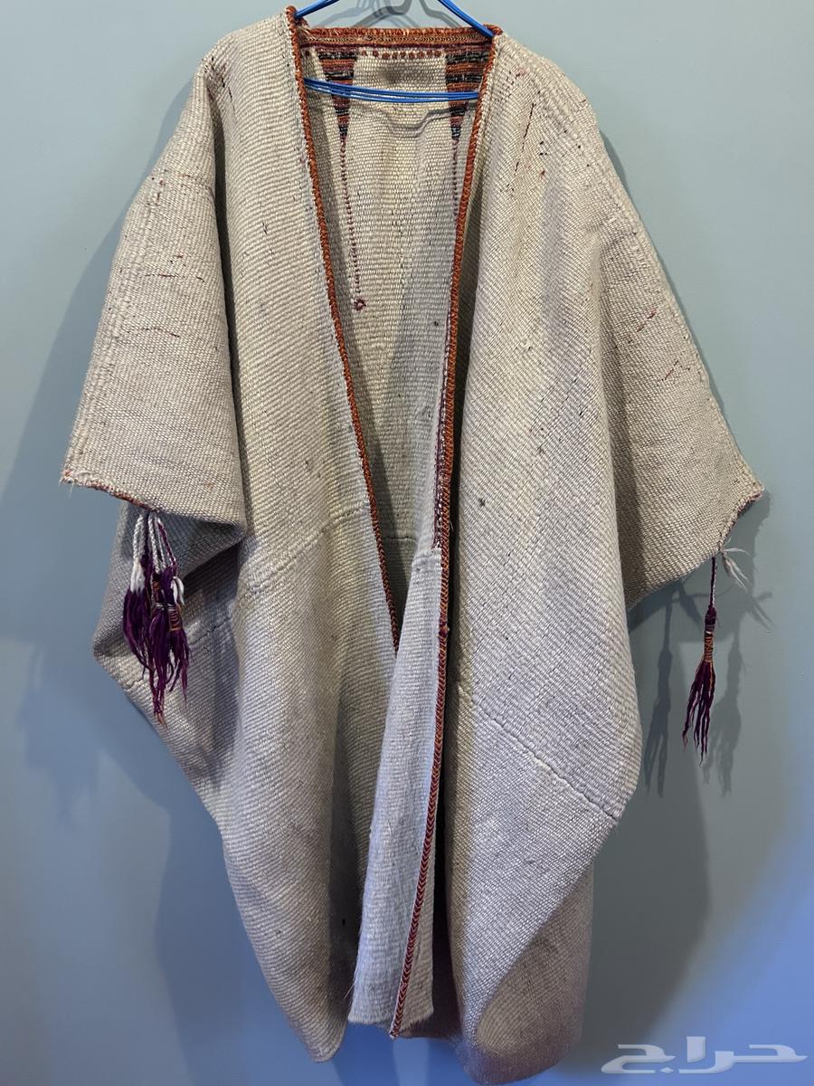 جبه صوف عمرها اكثر من 150 سنه64563104554115110