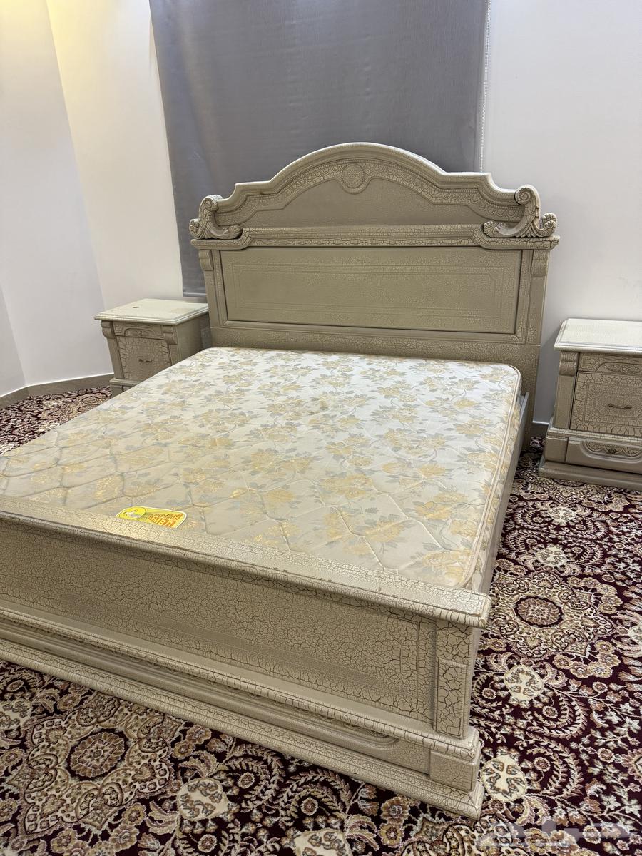 غرفه نوم   فرشه شبه جديده64564462451714110