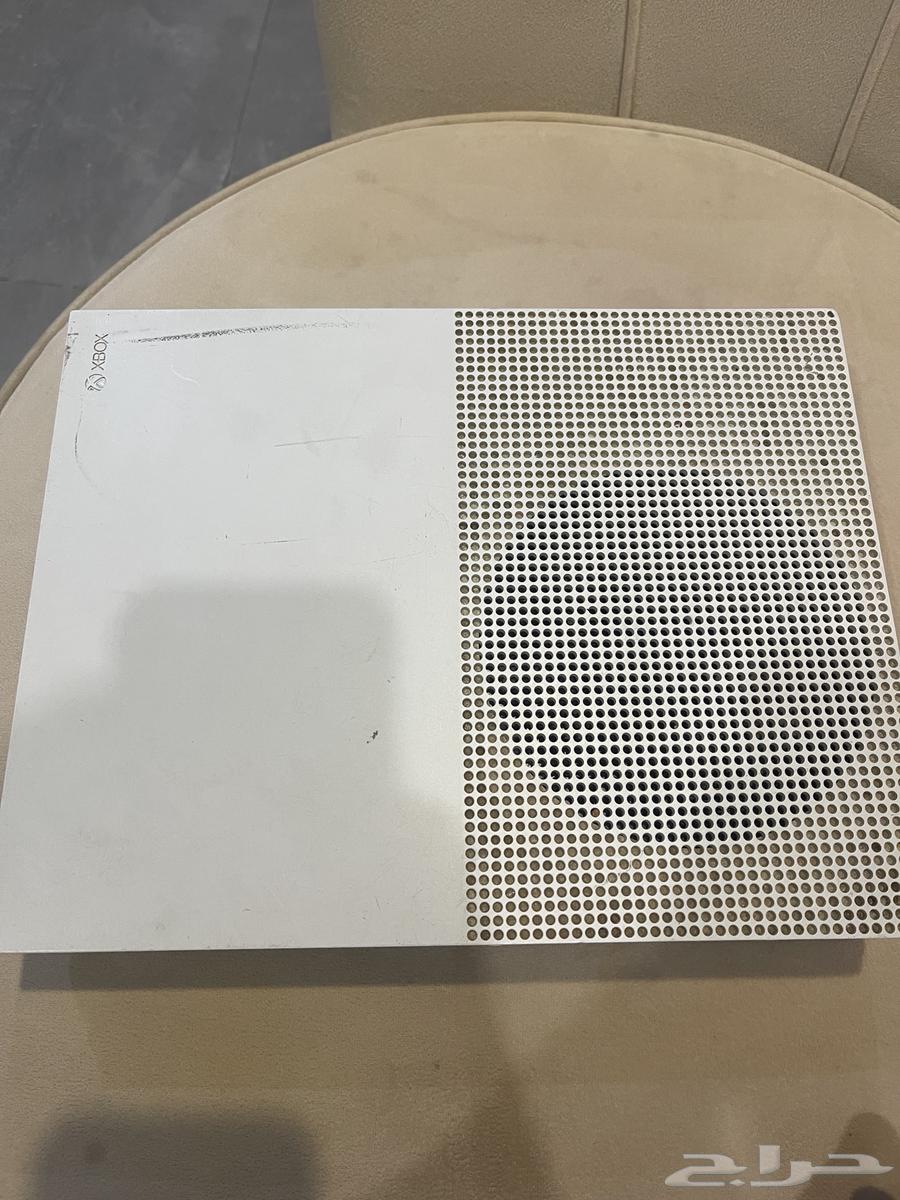 Xbox One s شغال لا يشكي من شي64567780997635112