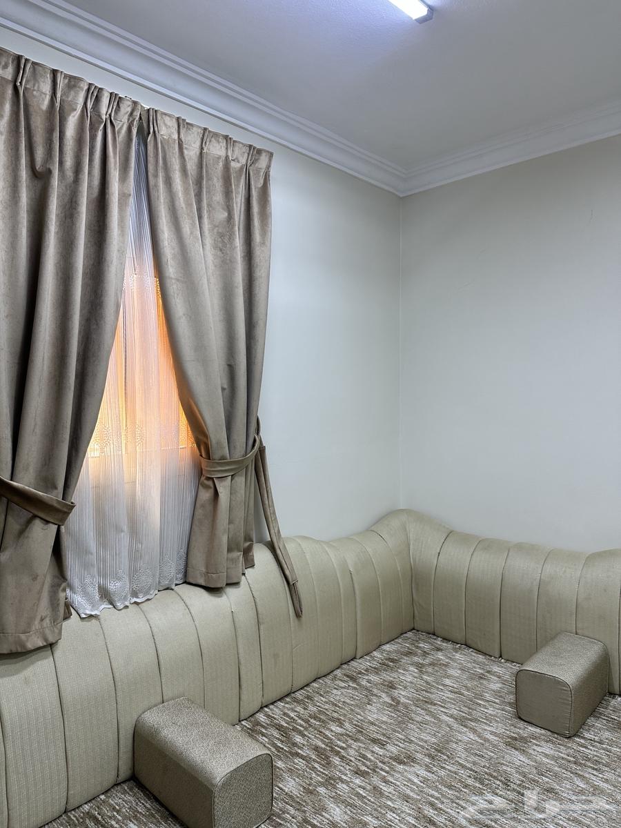 مساند و طاولة بلازما64567766989058110