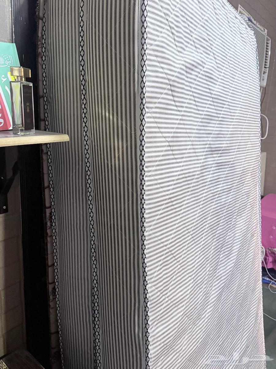 2 مرتبه سرير للبيع64566479432195110