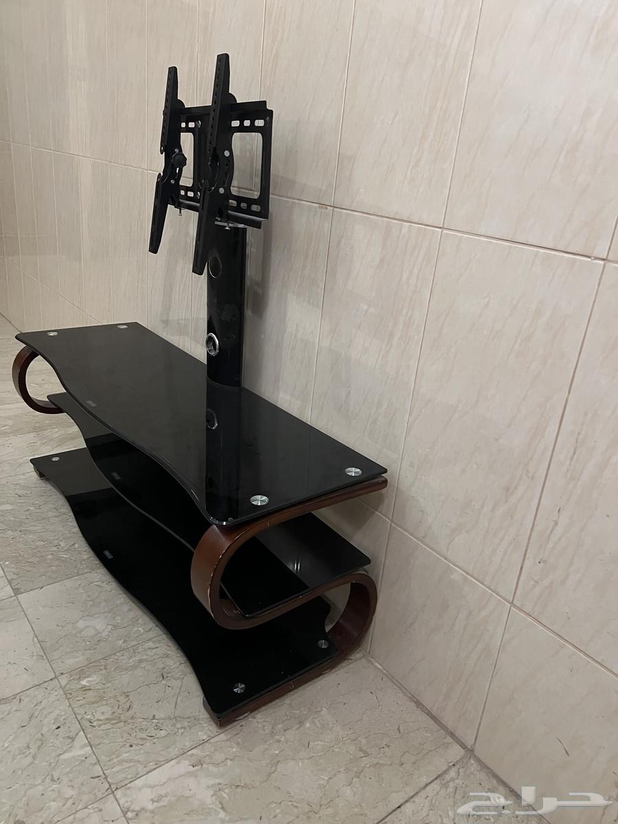 طاولت تلفيزيون زجاج نظيفة مستعمله64569329519106110