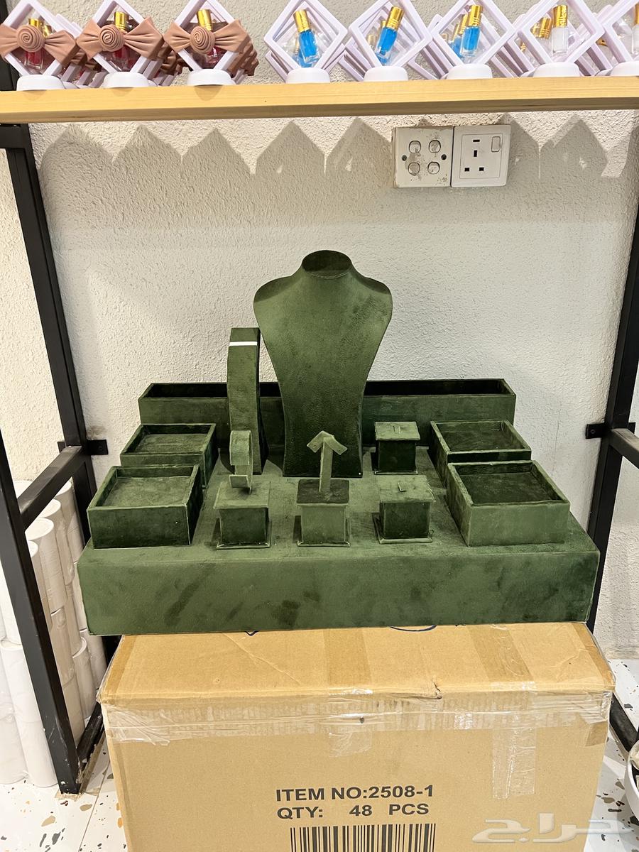 طقم مجوهرات بتنسيق او بدون64564977778817110
