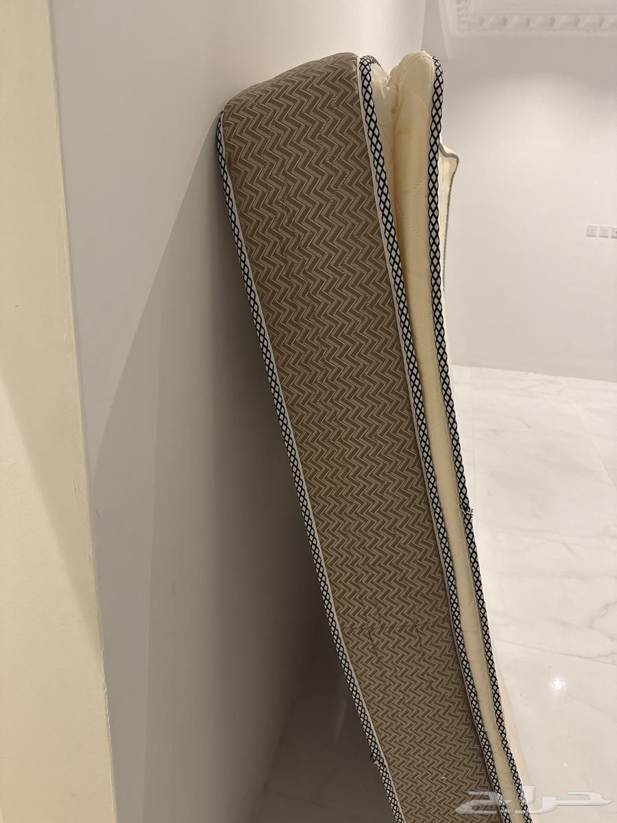 طراحه للبيع ب 50 ريال مستعجل64570148705025110