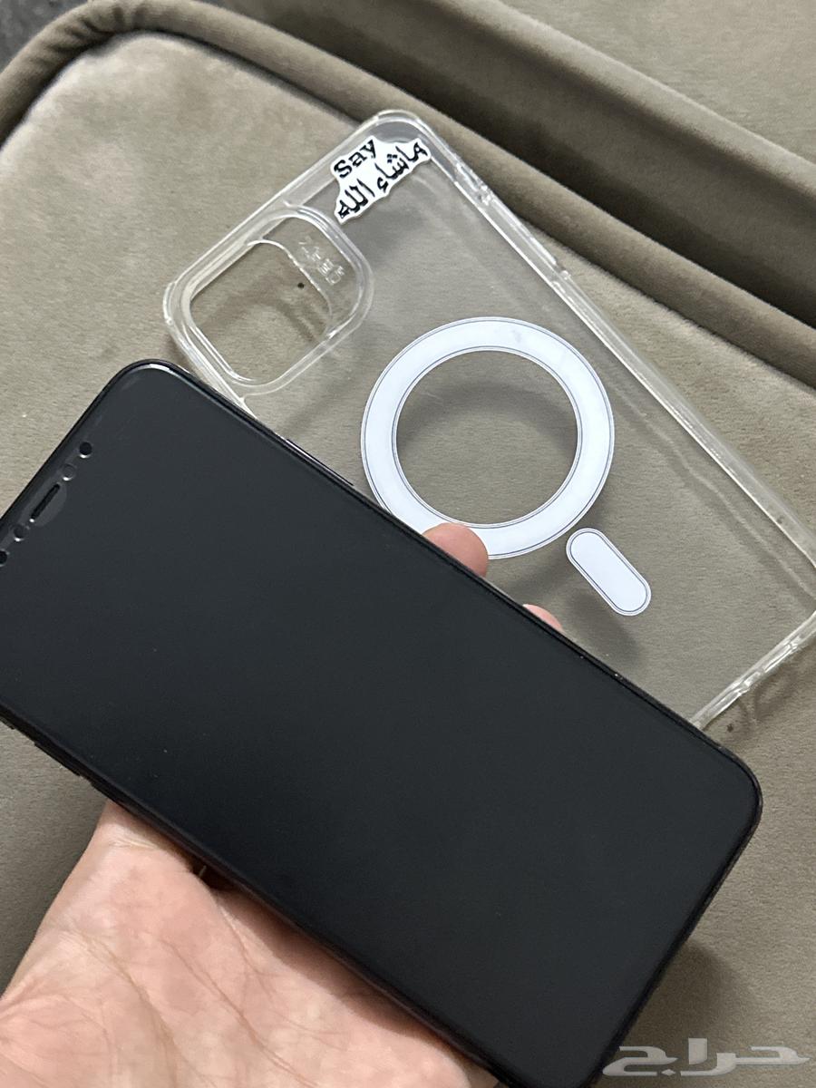 ايفون 11 برو ماكس64565423737218111