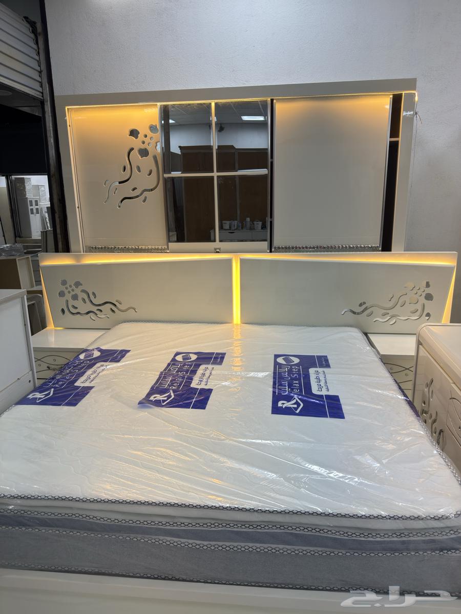 Classic bedroom set used but in good condition64562950833027113