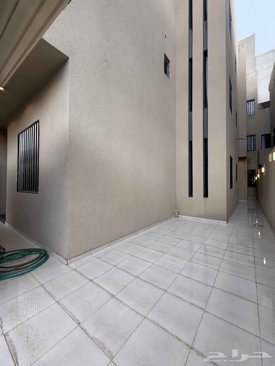 Apartments for sale, ground floor with carport and upper apartments in Abha Al-Mahalah64145144139138112
