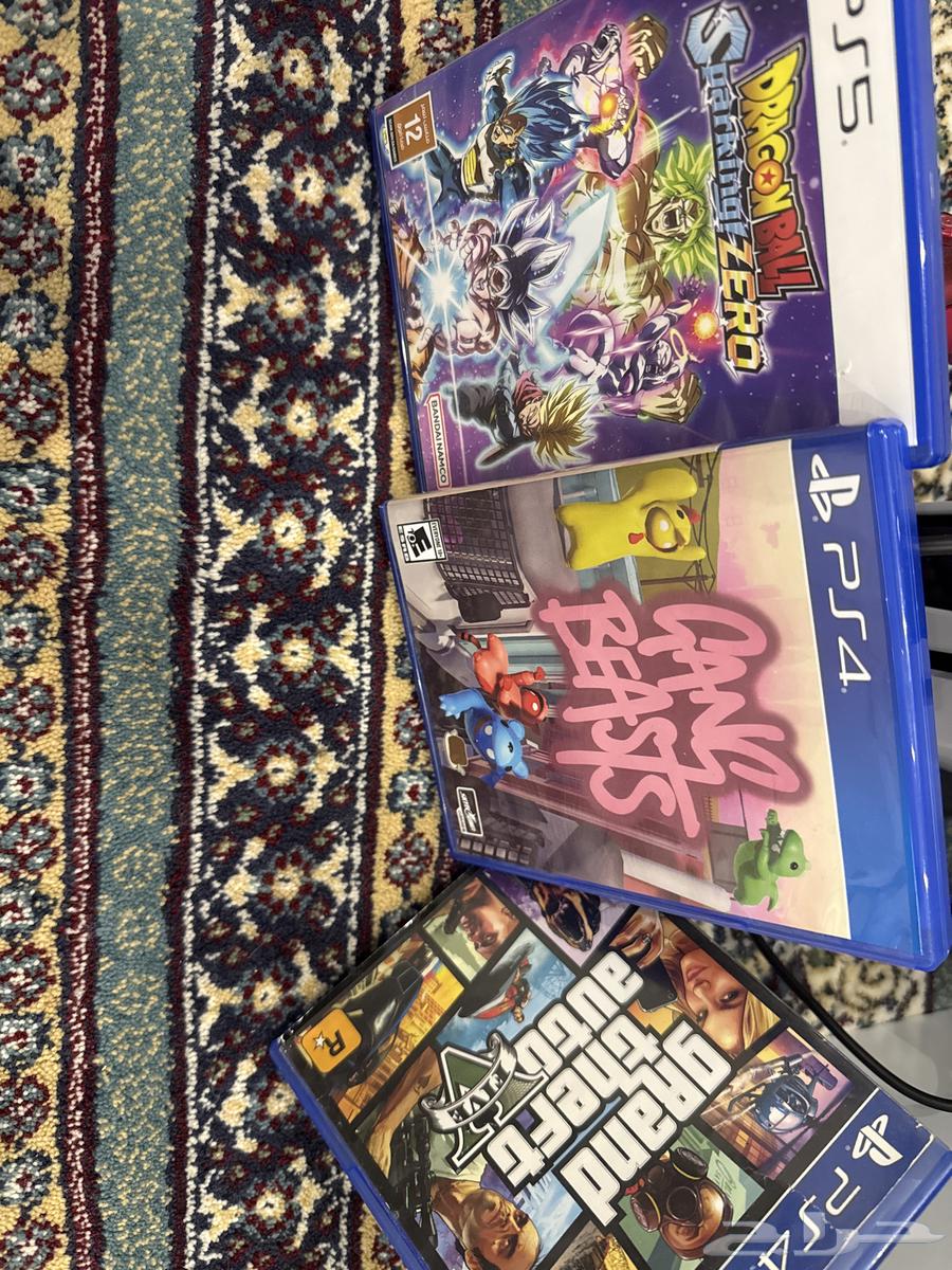 سوني 5 بكرتونها 2 يد سوني اصلي جديده خالي من الاعطال64565577497473112