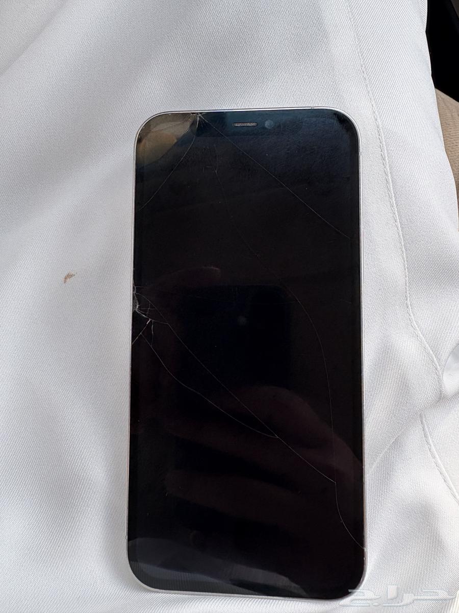 آيفون 12 برو64565703075713110