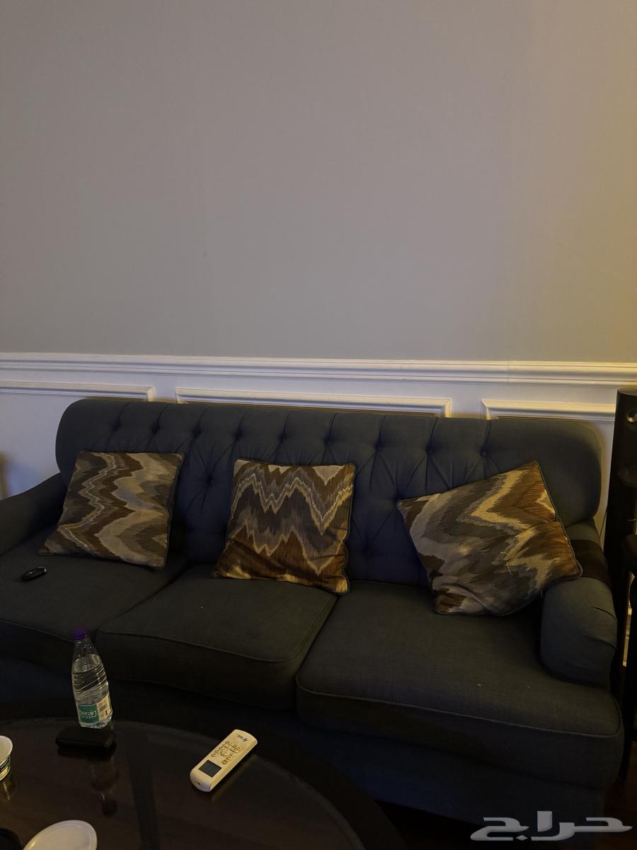 Sofa set in good condition for sale and TV table64563007055747110