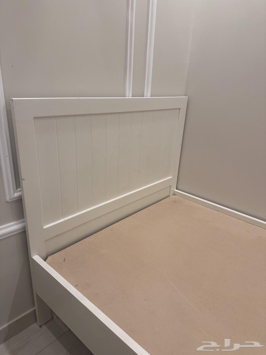 سرير نفر ونص جديد مع مرتبه لباد64564768279937113