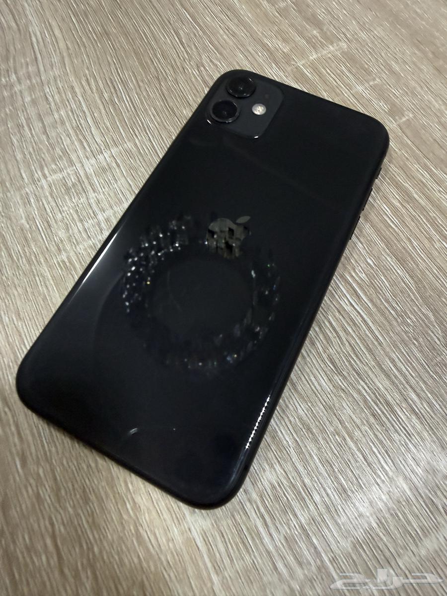 iPhone 11 in good condition64568975071873113