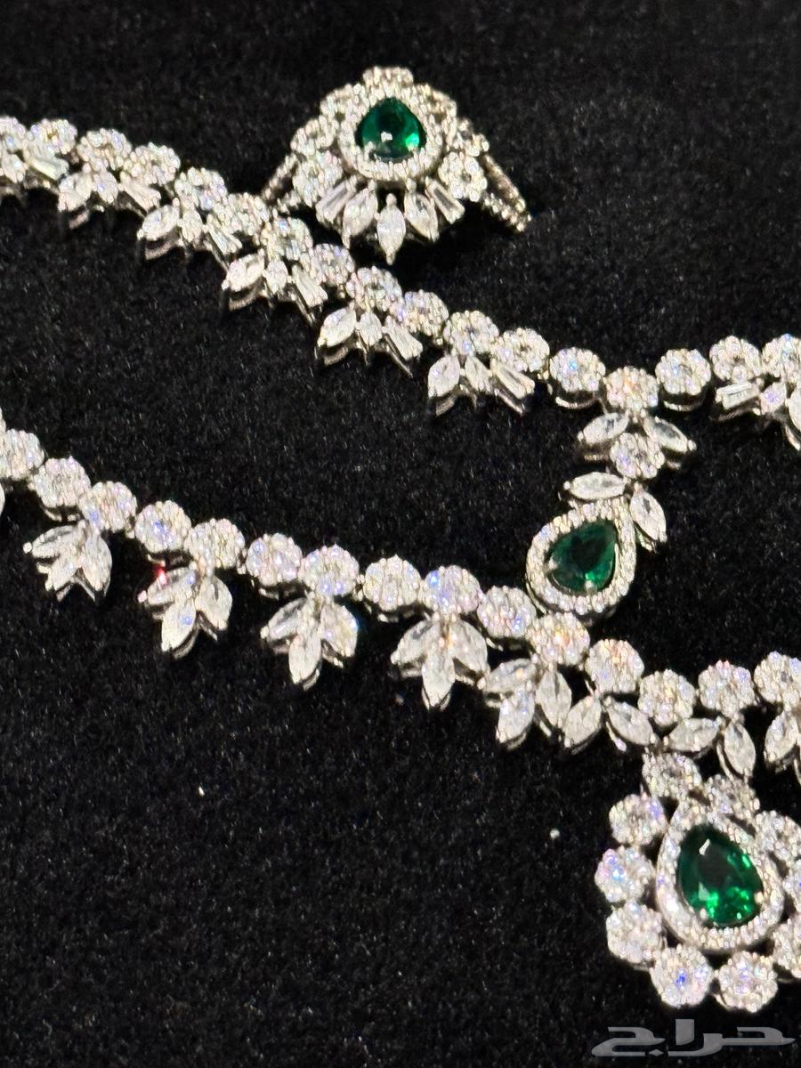 Silver set used twice64570669116801110