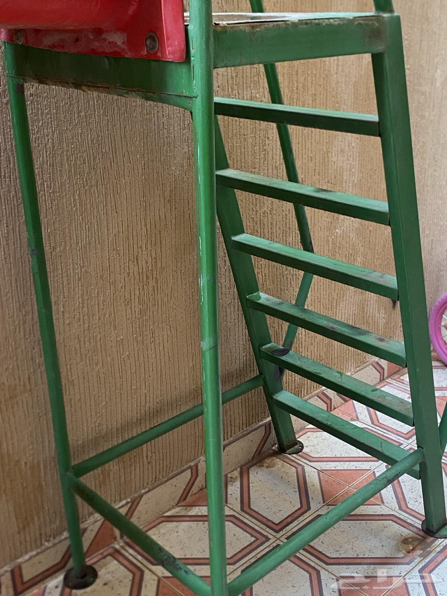 A wheelbarrow I use for modesty, iron with fiberglass plastic, its price is 500, seriously it's worth more64568270072451114