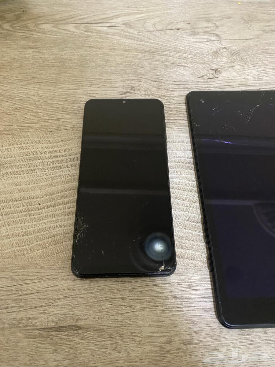 ايباد سامسونق وجوال يحتاج تغيير شاشتين مايشتغل طاحت64568044422529113