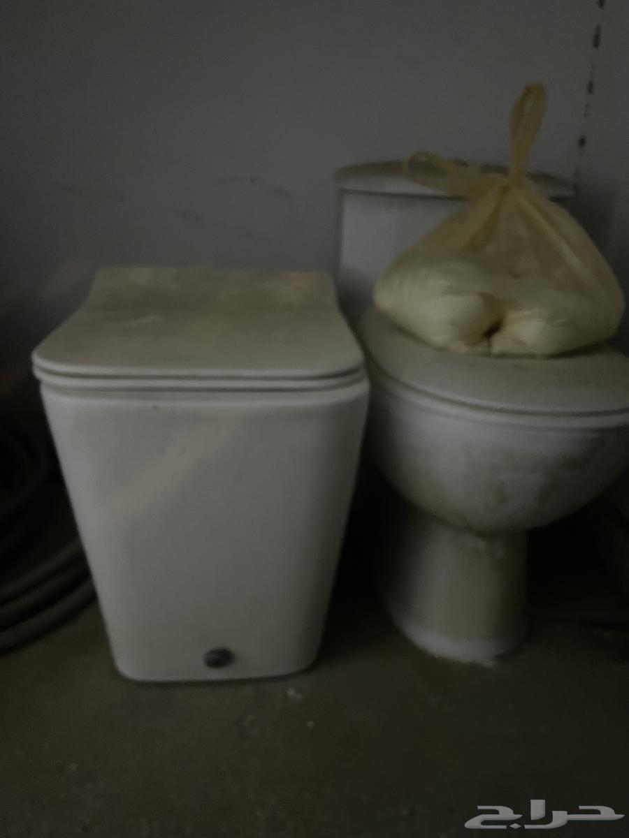 كرسي مرحاض كهربائي64568058243459110