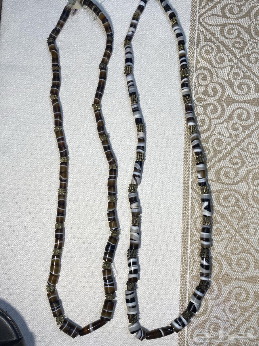 قلايد عقيق طبيعي تراثيه( بني أبيض ) نادرة ومرغوبه ( ظفار)64571423209473112