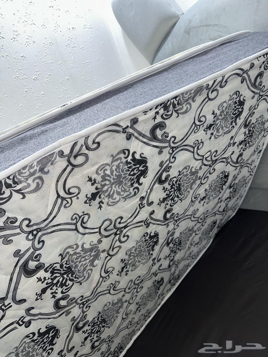 New-like mattresses size 100x19064566437751297111