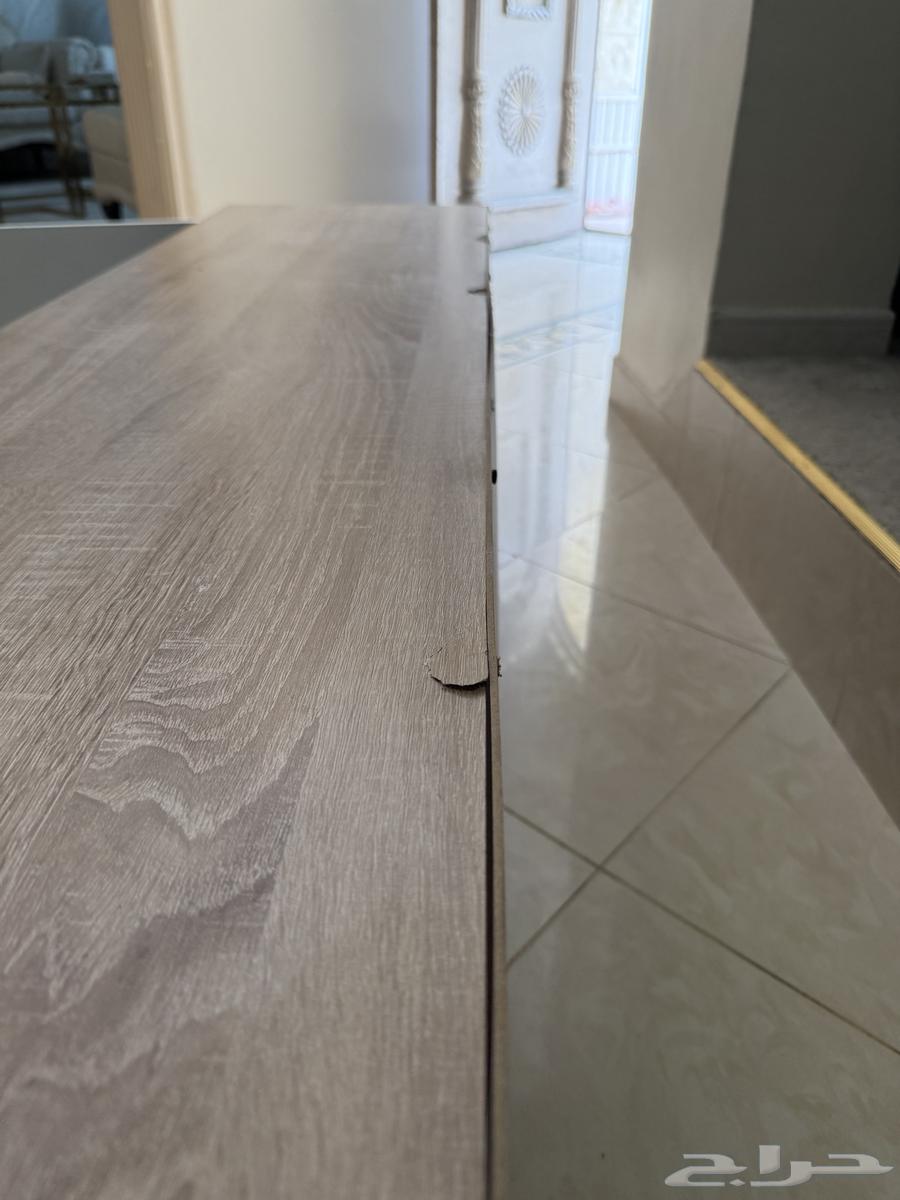 طاولت شاشه تلفزيون بيع مستعجل64566203320194114