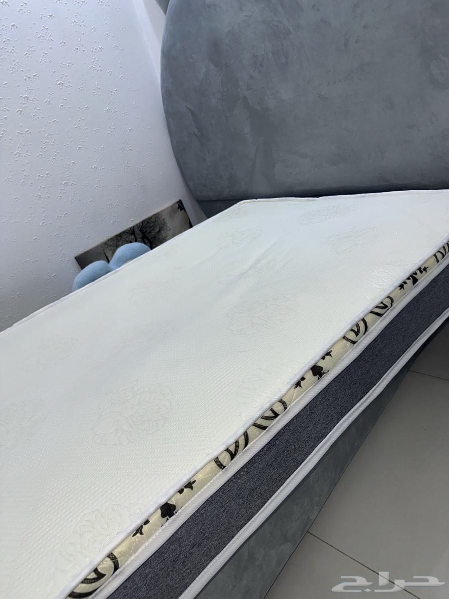 New-like mattresses size 100x19064566437751297110