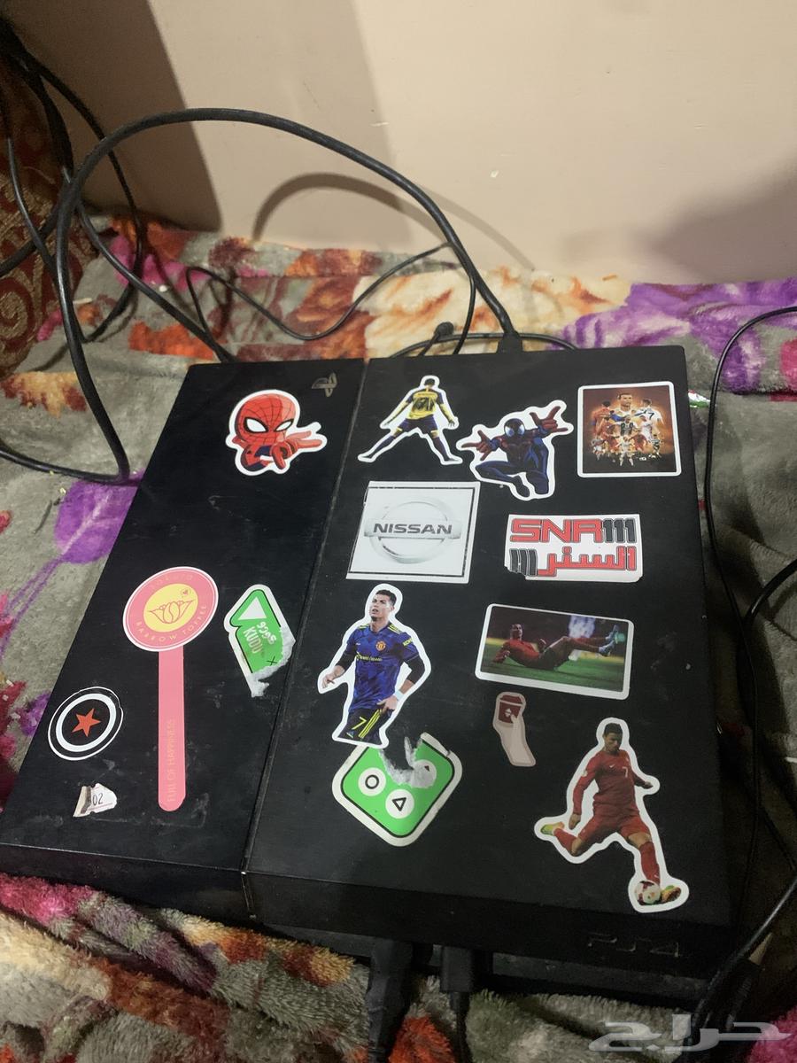 سوني 4 للبيع مع يدته مايشتكي من شي على السوم64569165681026110