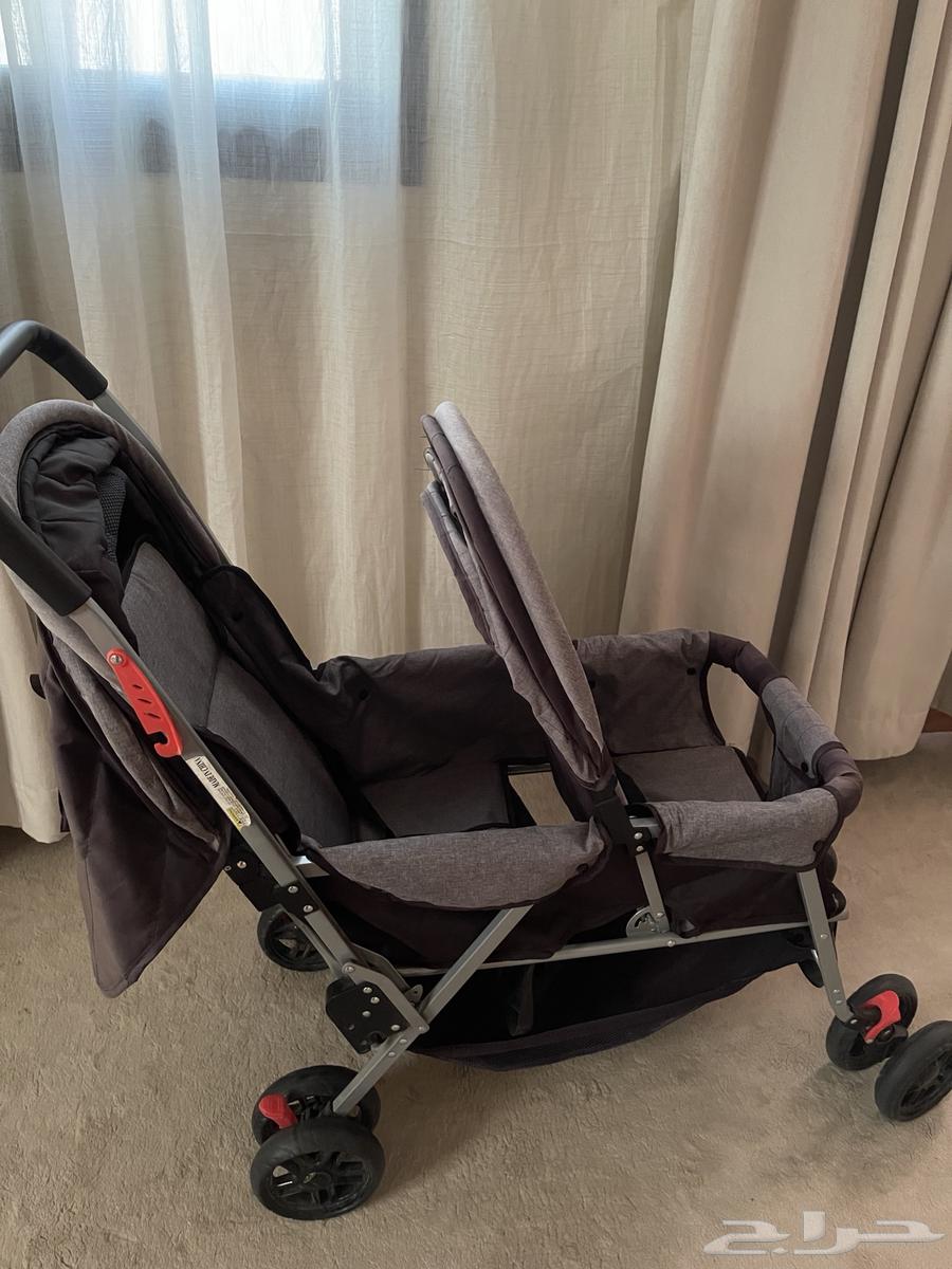 عربية تؤام اطفال استخدام خفيف جد ا السعر 300 ريال سعودي64563936770050110