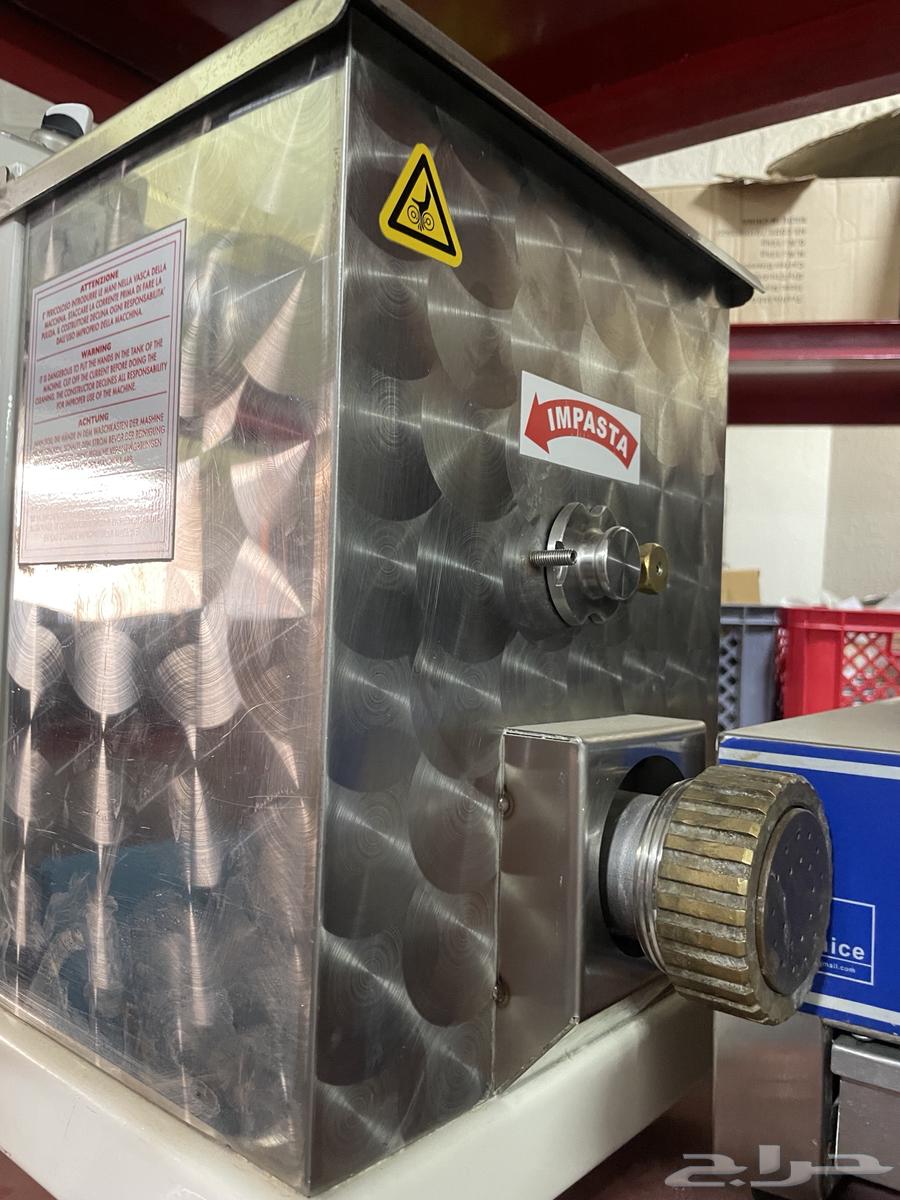 مكينة صنع باستا ايطالية - صانعة معكرونة64563204614145110