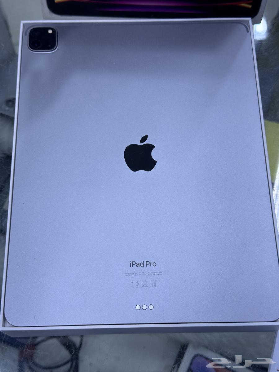 ايباد 11 برو 13 انش 256 اخو الجديد ولا خدشه عرض اليوم310064567170740995111