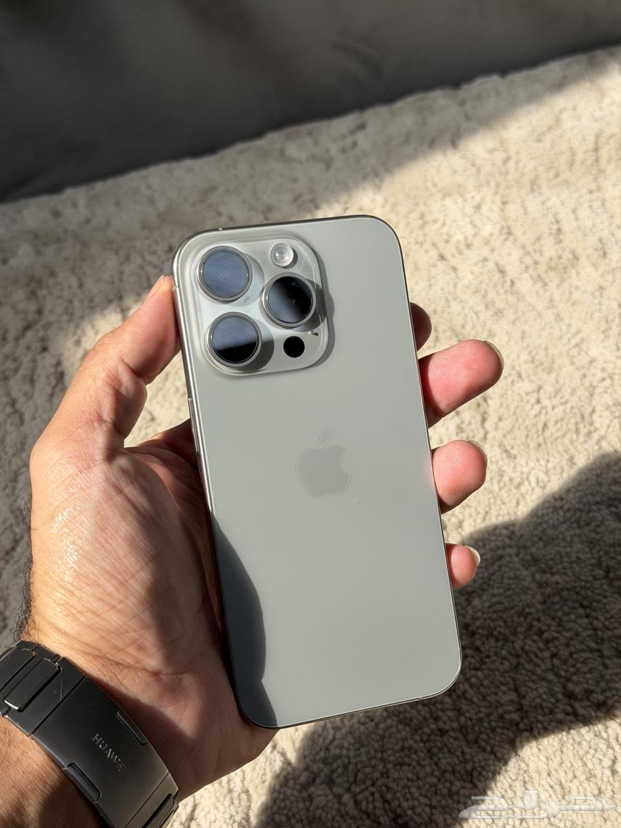 iPhone 15 Pro - Titanium64566686411906112