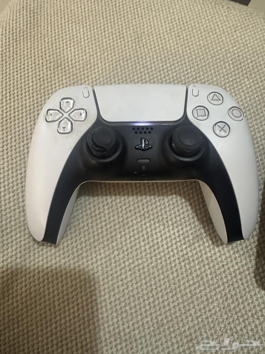 سوني فايف للبيع فيه جميع الالعاب فيفا 26 وقراند والسعر 200064565158530307112