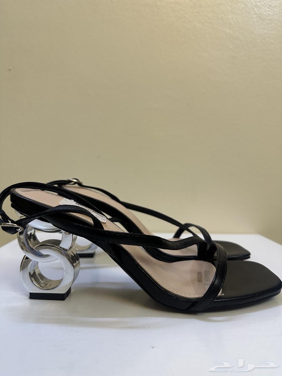 كعب نسائي جديد64566410065410111