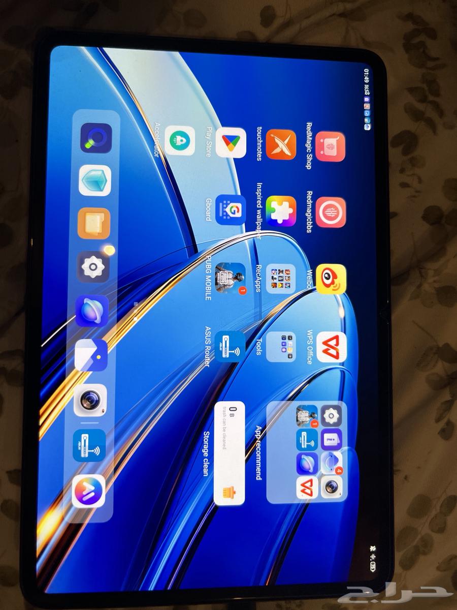 للبيع ايباد رد مجك استرا باد 3 برو 512 قيقا 16 رام مستعمل64570121823746110