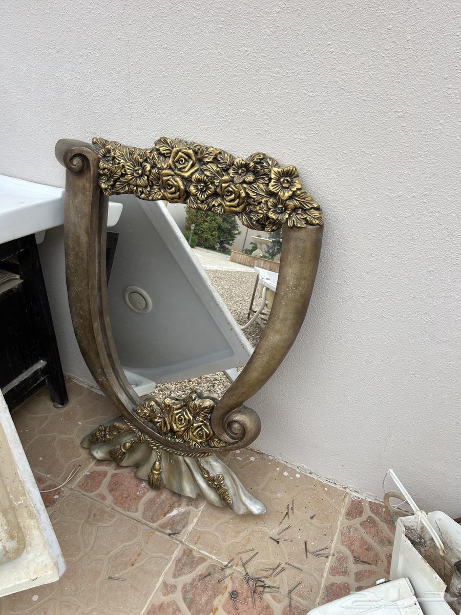 مواد صحيه بحاله جيده للبيع64565158442881112