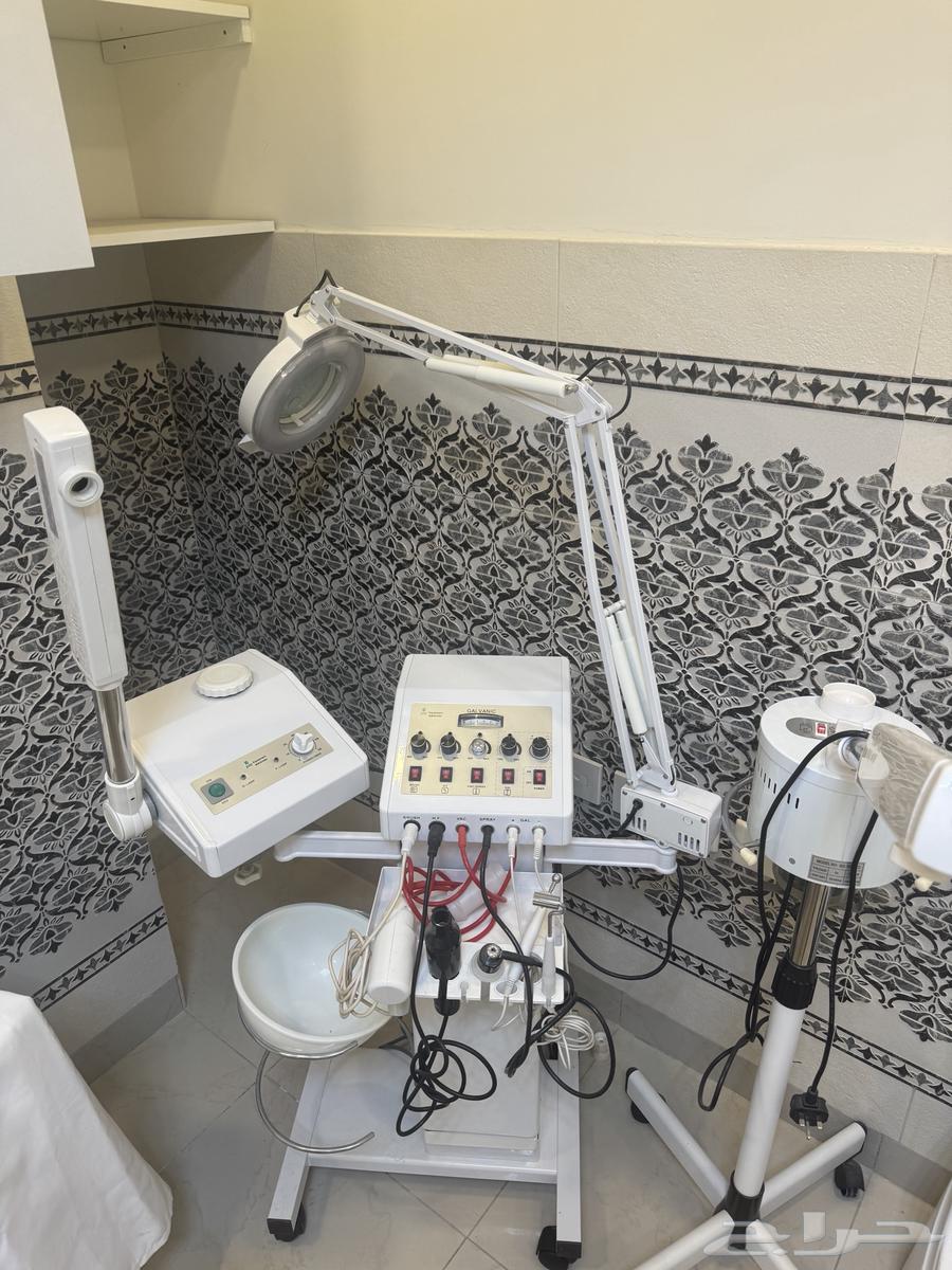 صالون نسائي64571078931970113