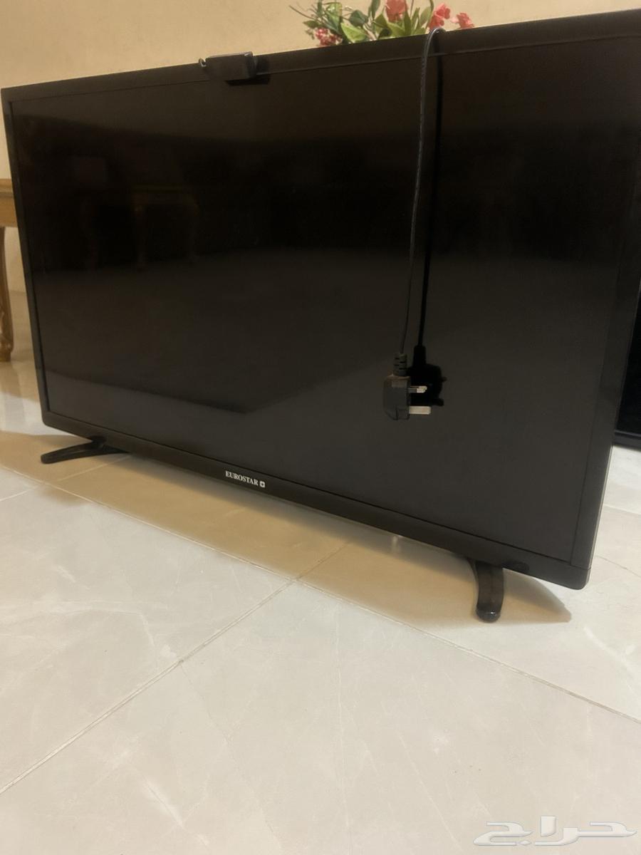 شاشات تلفزيون خربانه بس ماهي مكسوره ثنتين64563853965569110