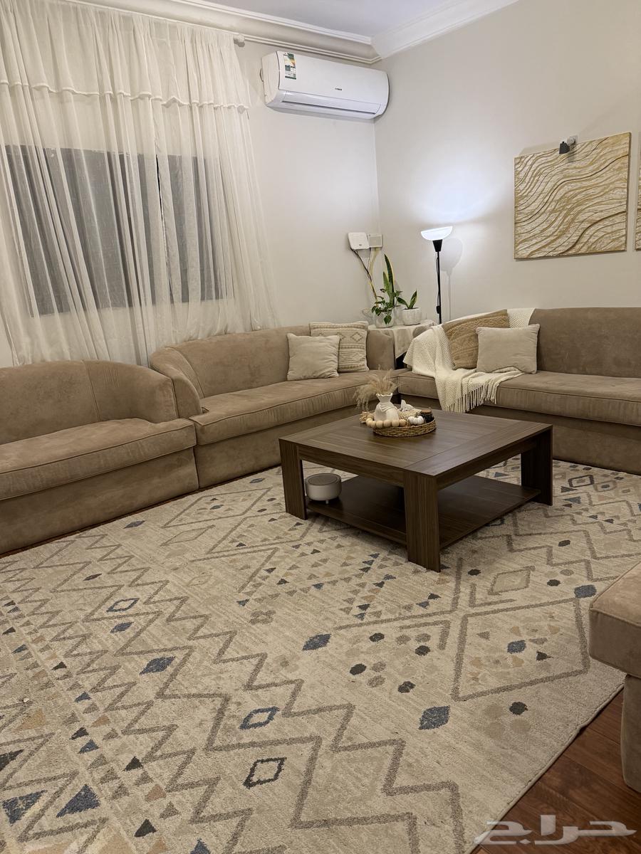 كنب وطاوله وسجاده64569657697410110