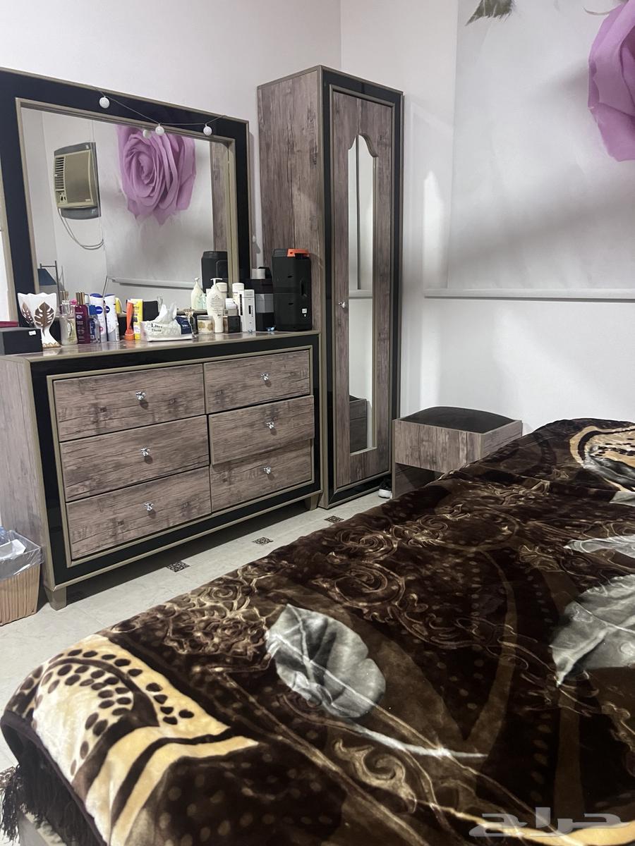 Almost new, fully furnished apartment used for one month64564880423938111