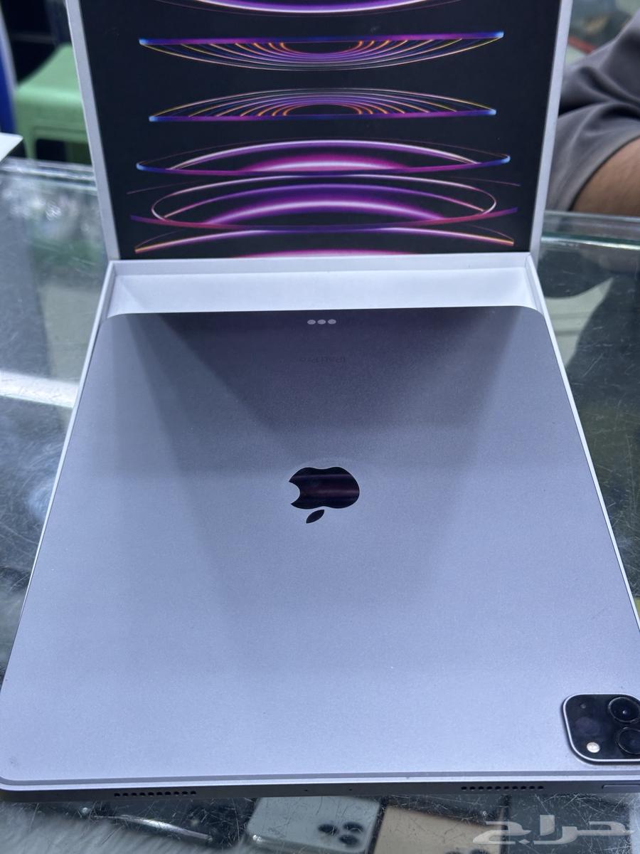 ايباد 11 برو 13 انش 256 اخو الجديد ولا خدشه عرض اليوم310064567170740995113