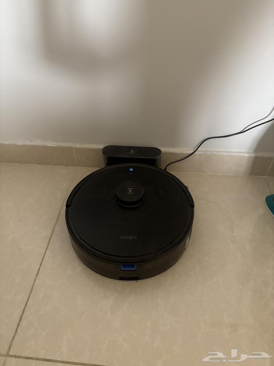 روبوت deebot y1 لون اسود شبه جديدة مستخدمة اقل من شهر64568002537218110
