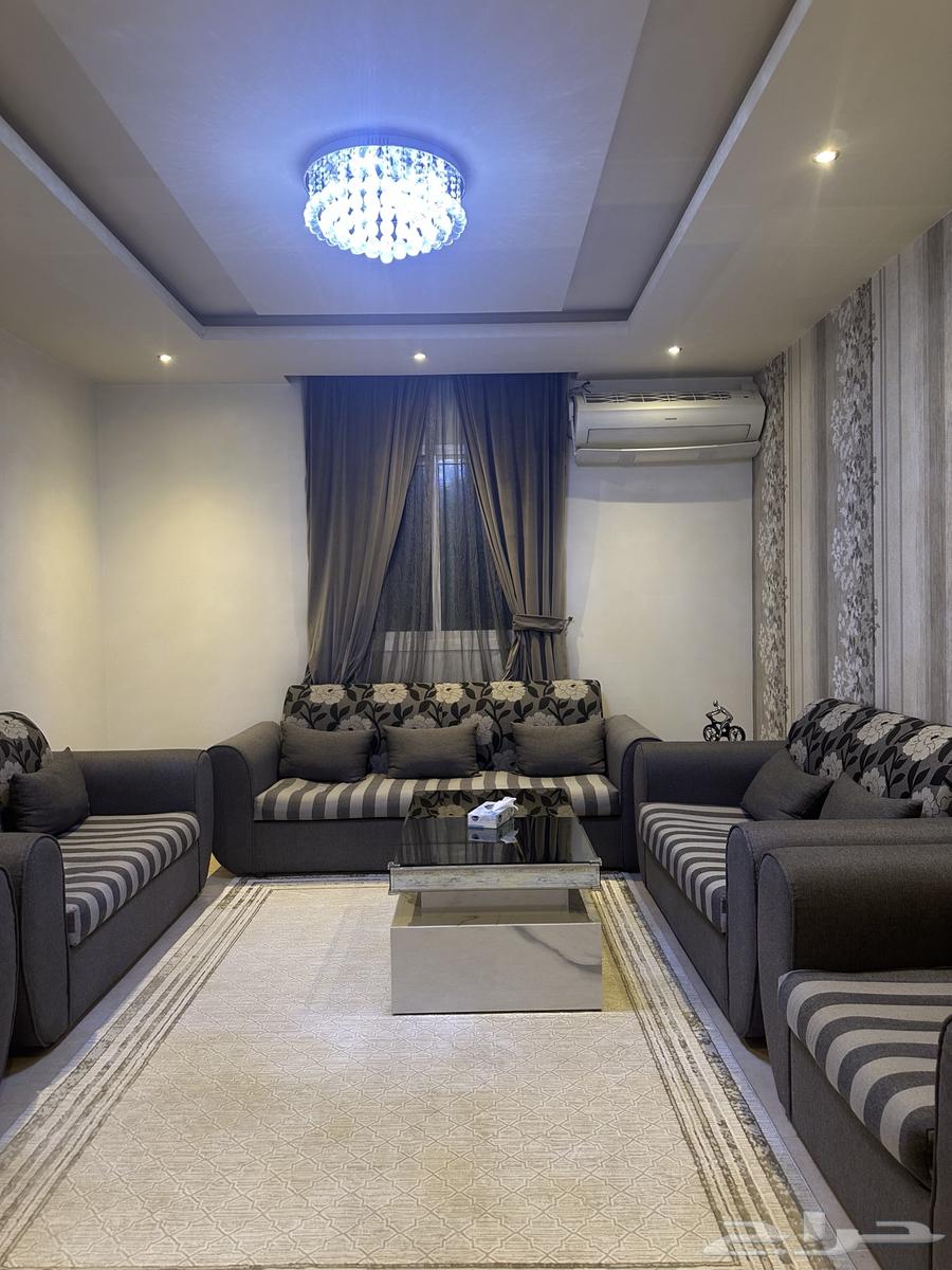 كنب مستخدم للبيع64570394278657112