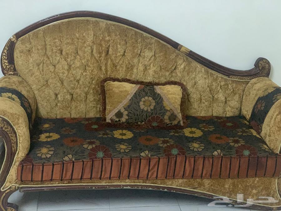 طقم كنب مع الطاولة استعمال 6 اشهر64566837900546113