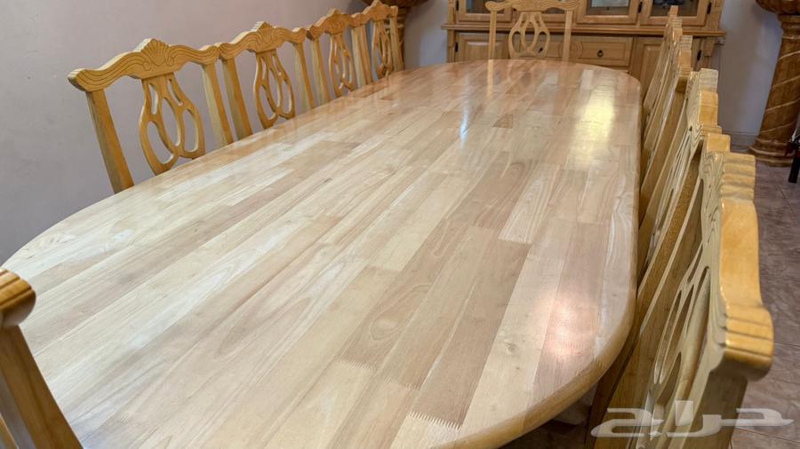 طاولة طعام خشب 8 كراسي للبيع مع دالوب للصحون64565409999874112