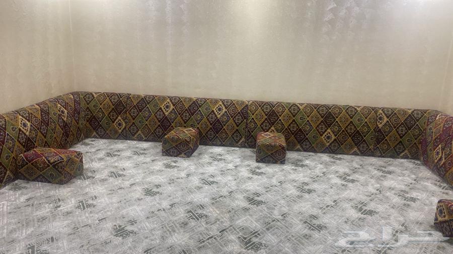 جلسة ارضية للبيع64565494359169112