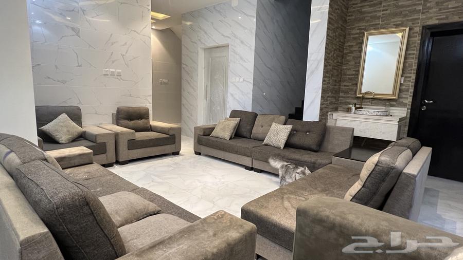 Sofa set with two tables64570832585219111